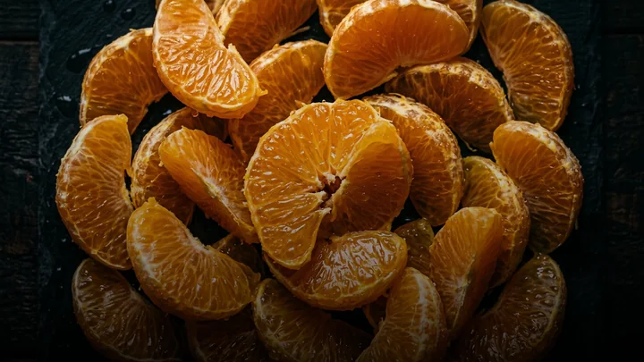 Slices of citrus fruit